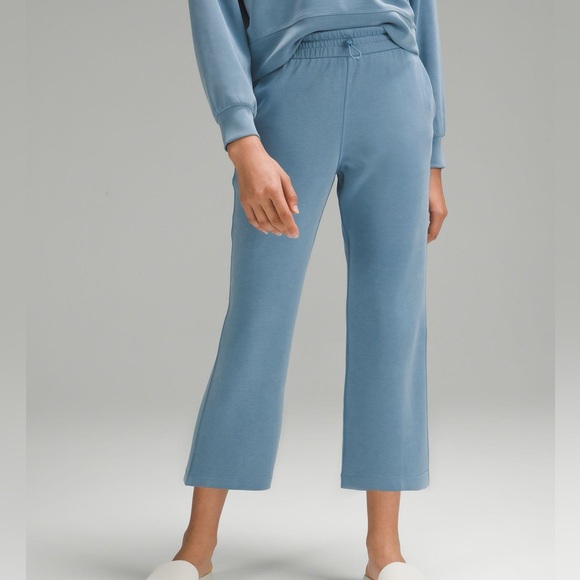 lululemon softstreme crop - Picture 1 of 2